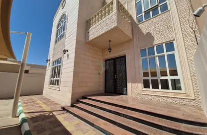 Villa - 4 Bedrooms - 5 Bathrooms for rent in Al Ragayeb - Al Towayya - Al Ain