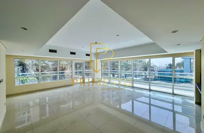 شقة - 3 غرف نوم - 4 حمامات للايجار في المراسي - البطين - أبوظبي