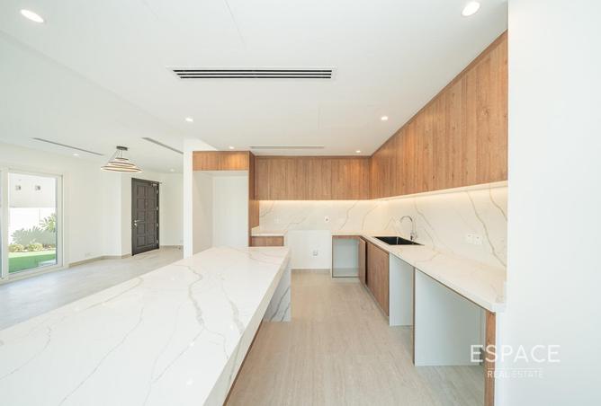 83662910 - Property Image 3