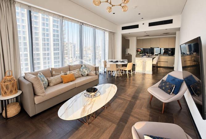 MODERN CORNER UNIT | BURJ VIEW | FULLY FURNISHED