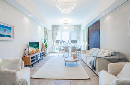 Apartment - 3 Bedrooms - 4 Bathrooms for rent in Marina Residences 4 - Marina Residences - Palm Jumeirah - Dubai