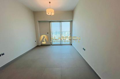 Apartment - 3 Bedrooms - 4 Bathrooms for rent in Dune Residency - District 17 - Jumeirah Village Circle - Dubai