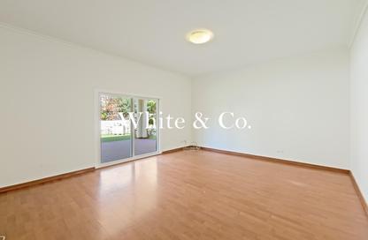 Villa - 4 Bedrooms - 4 Bathrooms for rent in Meadows 1 - Meadows - Dubai