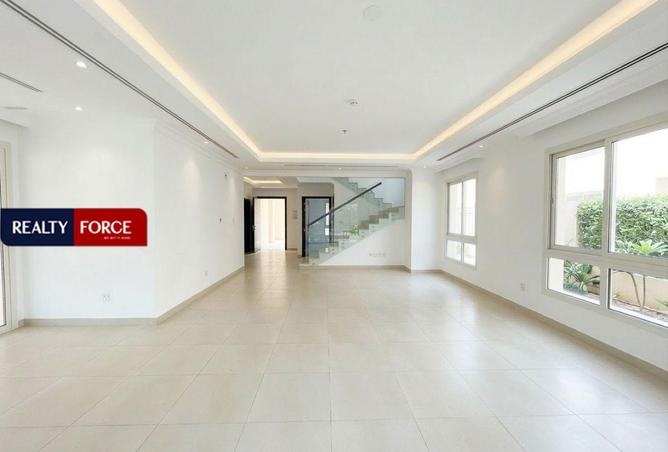 63258453 - Property Image 2