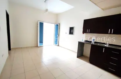 Apartment - 1 Bedroom - 2 Bathrooms for rent in Autumn 1 - Autumn - Seasons Community - District 15 - Jumeirah Village Circle - Dubai