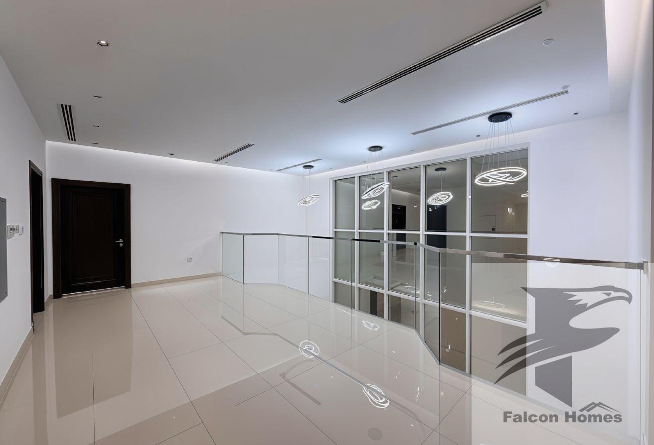 Spacious 6BR Villa with Big Garden photo 12