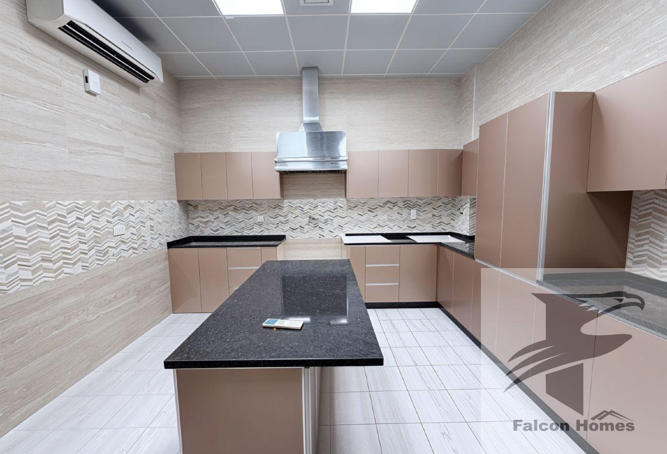 Spacious 6BR Villa with Big Garden photo 27