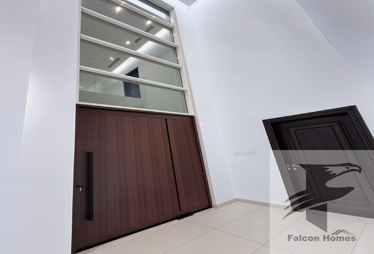 Spacious 6BR Villa with Big Garden photo 4