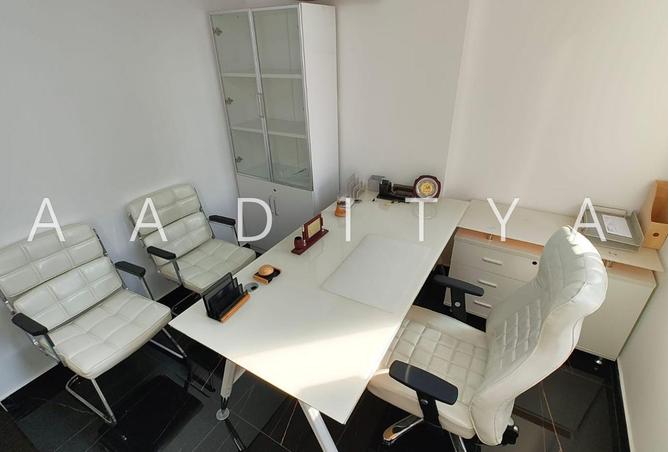 82802046 - Property Image 2