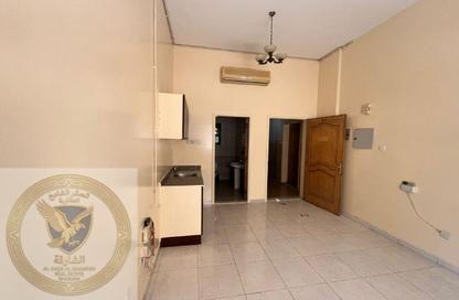 Apartment - Studio - 1 Bathroom for rent in Al Manakh - Al Qasimia - Sharjah