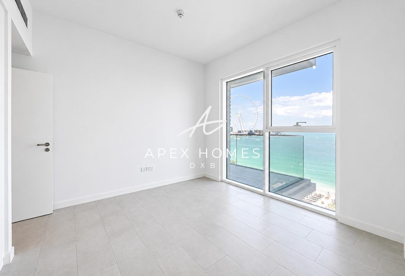LA VIE | Panoramic Sea View| Private Beach photo 6
