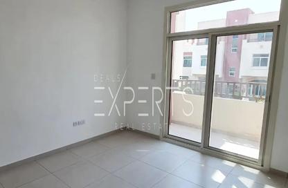 Apartment - 2 - 3 for sale in Waterfall District - Al Ghadeer - Abu Dhabi