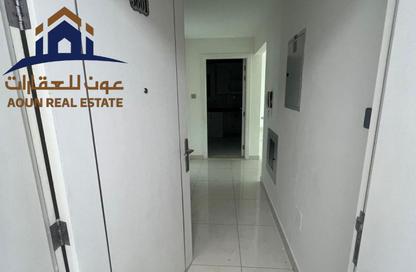 Apartment - 2 Bedrooms - 3 Bathrooms for rent in Al Khan Lagoon Tower - Al Khan Lagoon - Al Khan - Sharjah