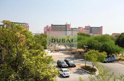 شقة - غرفة نوم - 1 حمام للايجار في مباني الحدائق - الحدائق - دبي