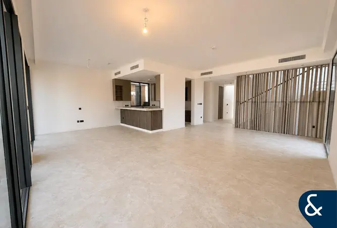 156389184 - Property Image 3