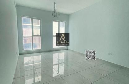 Apartment - 2 Bedrooms - 2 Bathrooms for rent in Corniche Tower - Ajman Corniche Road - Ajman