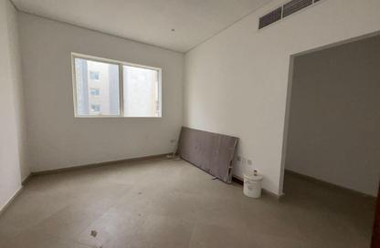 Apartment - 1 Bedroom - 1 Bathroom for rent in Al Qulaya'ah - Al Sharq - Sharjah