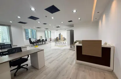مكتب - استوديو - 1 حمام للايجار في القمة - الخليج التجاري - دبي