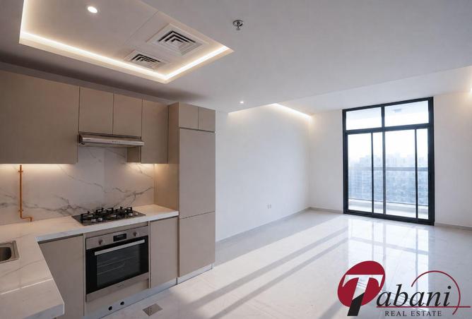132000429 - Property Image 2