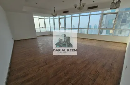 Duplex - 4 Bedrooms - 5 Bathrooms for rent in New Al Taawun Road - Al Taawun - Sharjah