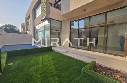 Villa - 5 Bedrooms - 5 Bathrooms for rent in Jumeirah 3 Villas - Jumeirah 3 - Jumeirah - Dubai