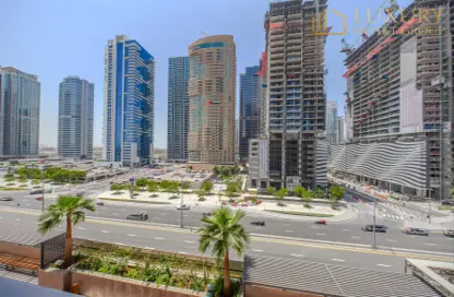 Apartment - 1 Bedroom - 2 Bathrooms for rent in Orra The Embankment - Jumeirah Lake Towers - Dubai
