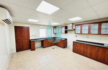 Villa - 5 - 6 for rent in Al Wasl House - Jumeirah 1 - Jumeirah - Dubai