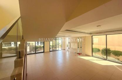 Villa - 5 Bedrooms - 6 Bathrooms for rent in Umm Suqeim 2 Villas - Umm Suqeim 2 - Umm Suqeim - Dubai
