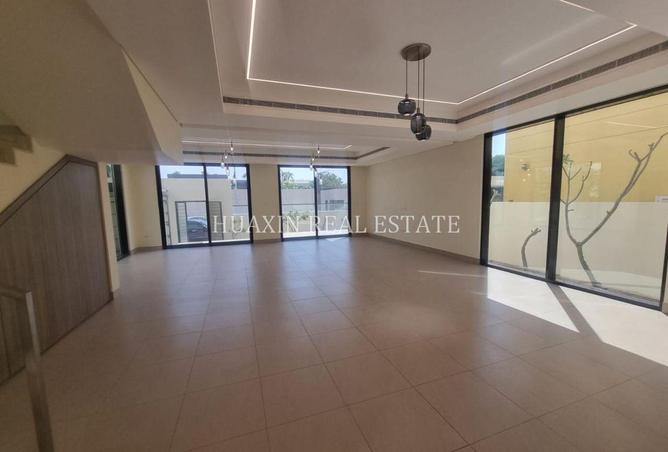 73111140 - Property Image 2