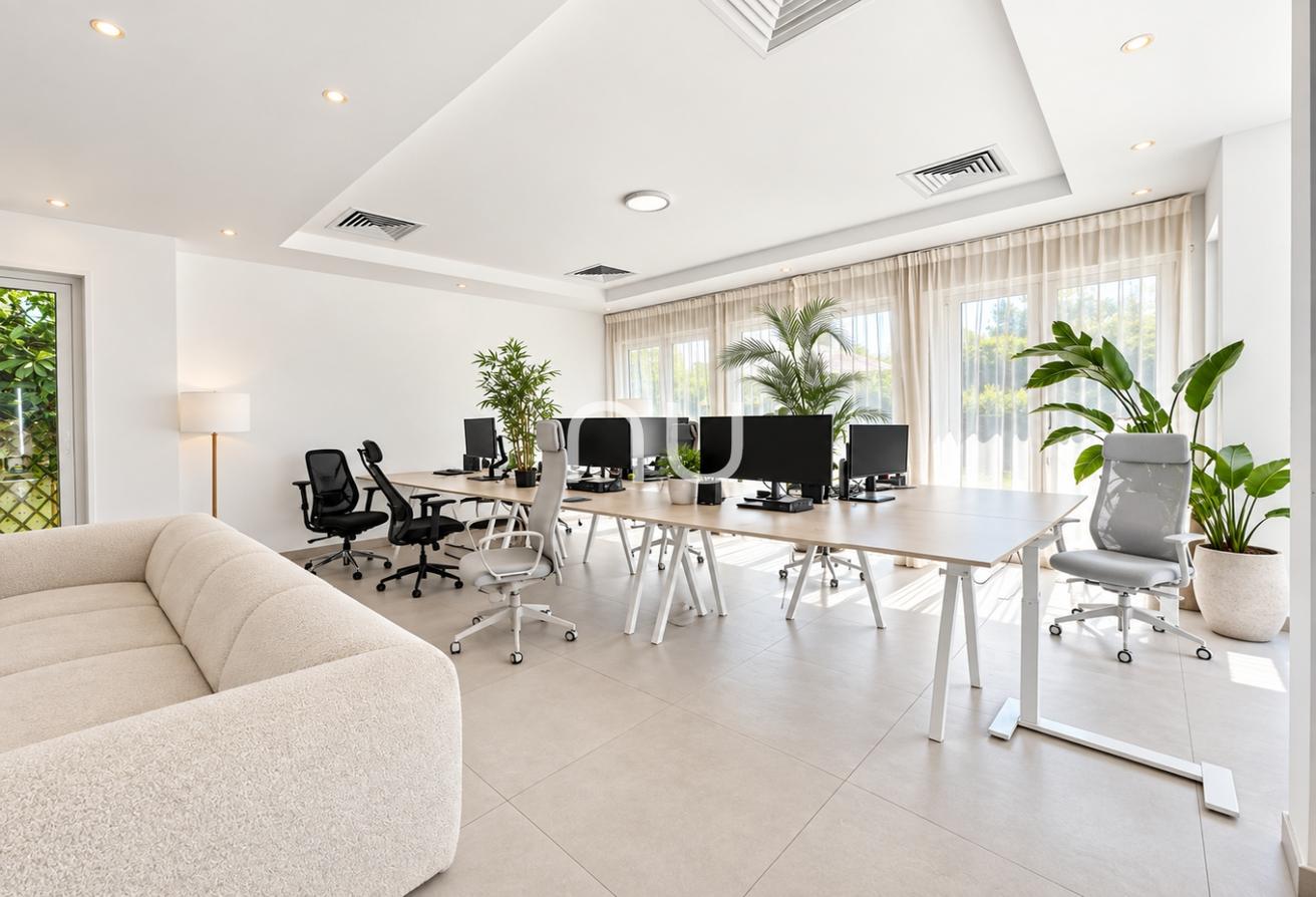 AVAILABLE SOON | FULLY UPGRADED | PRIME LOCATION photo 12