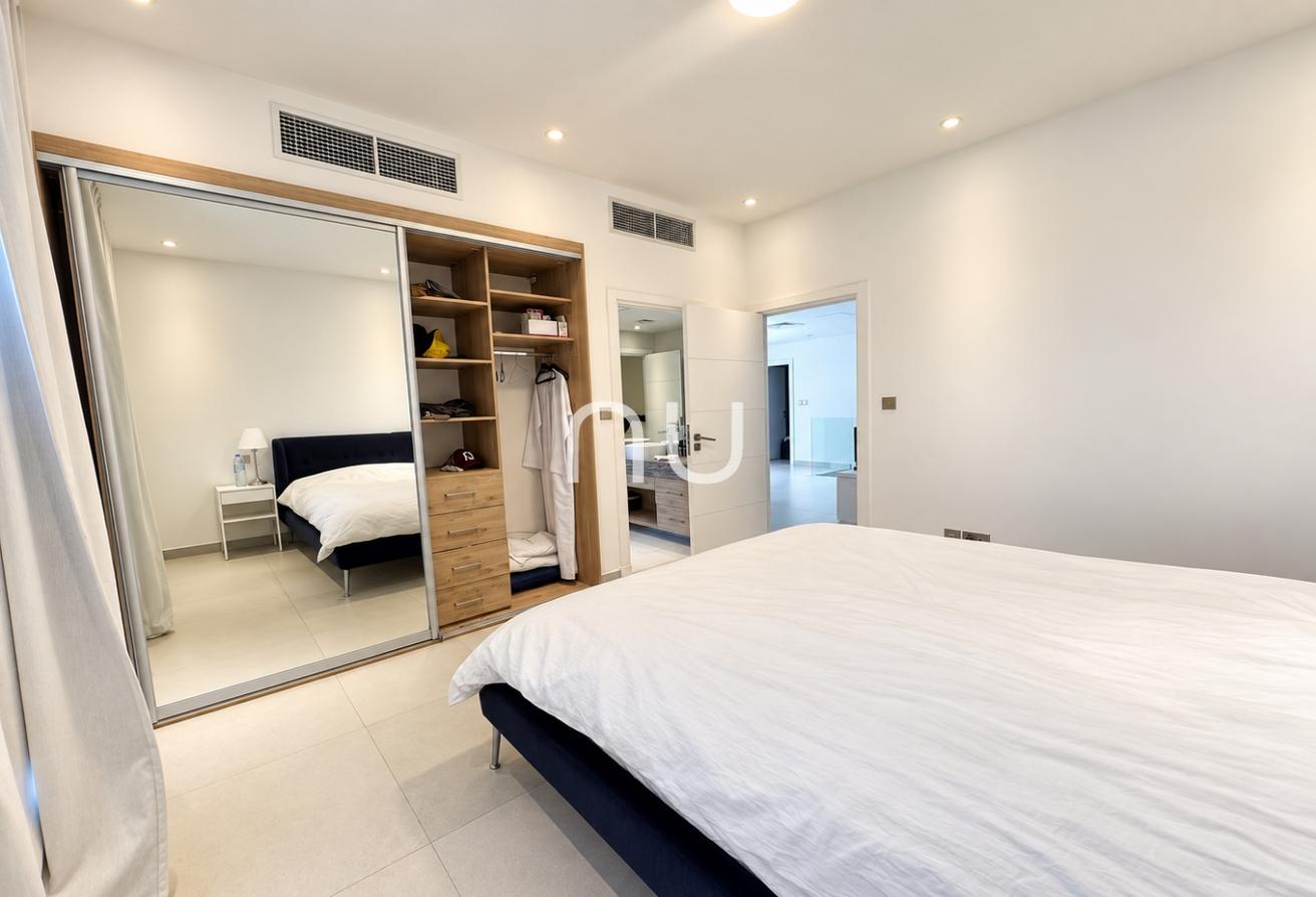 AVAILABLE SOON | FULLY UPGRADED | PRIME LOCATION photo 17
