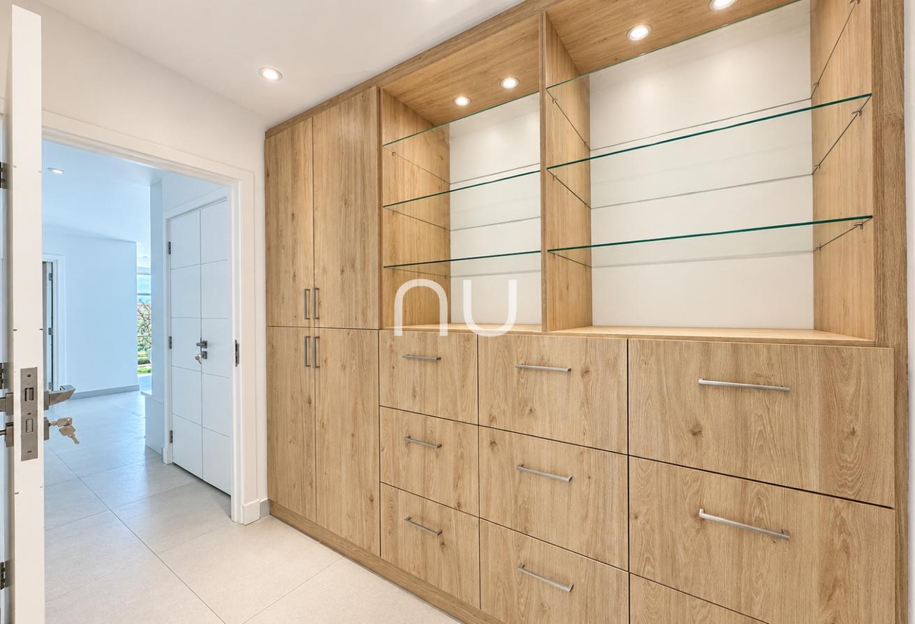 AVAILABLE SOON | FULLY UPGRADED | PRIME LOCATION photo 19