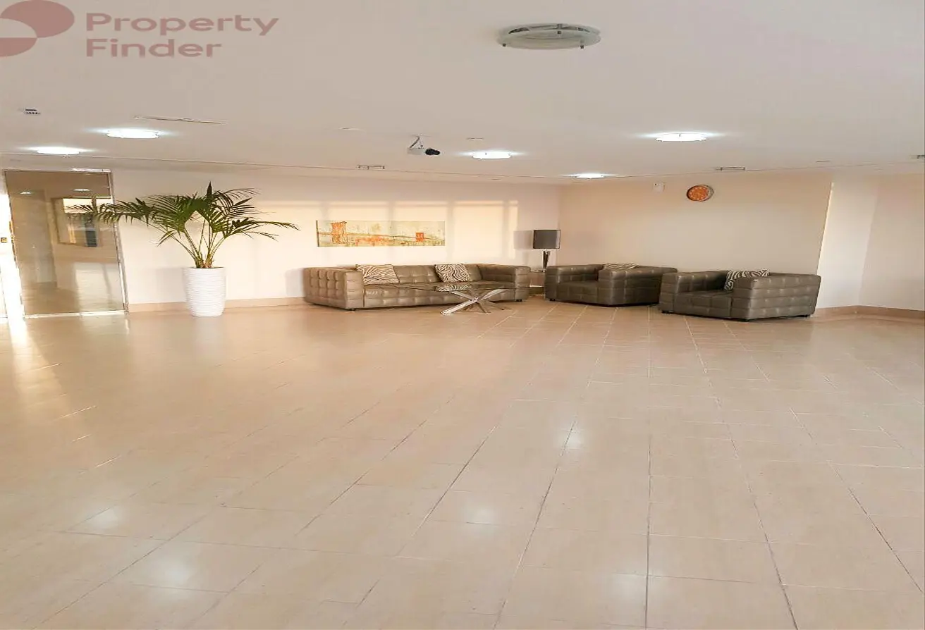 Lakeside Tower D