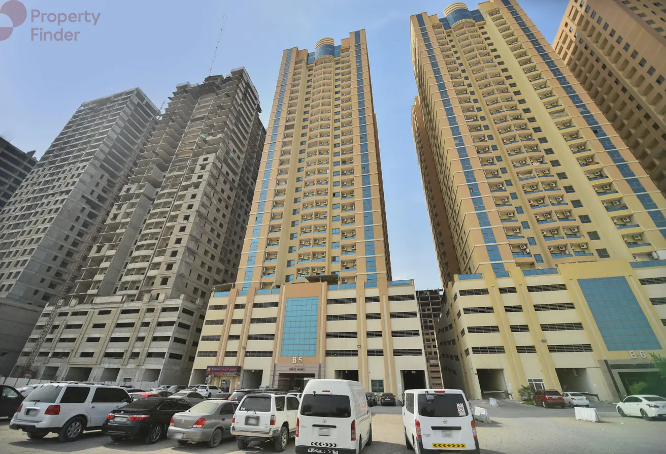 Paradise Lakes Tower B5