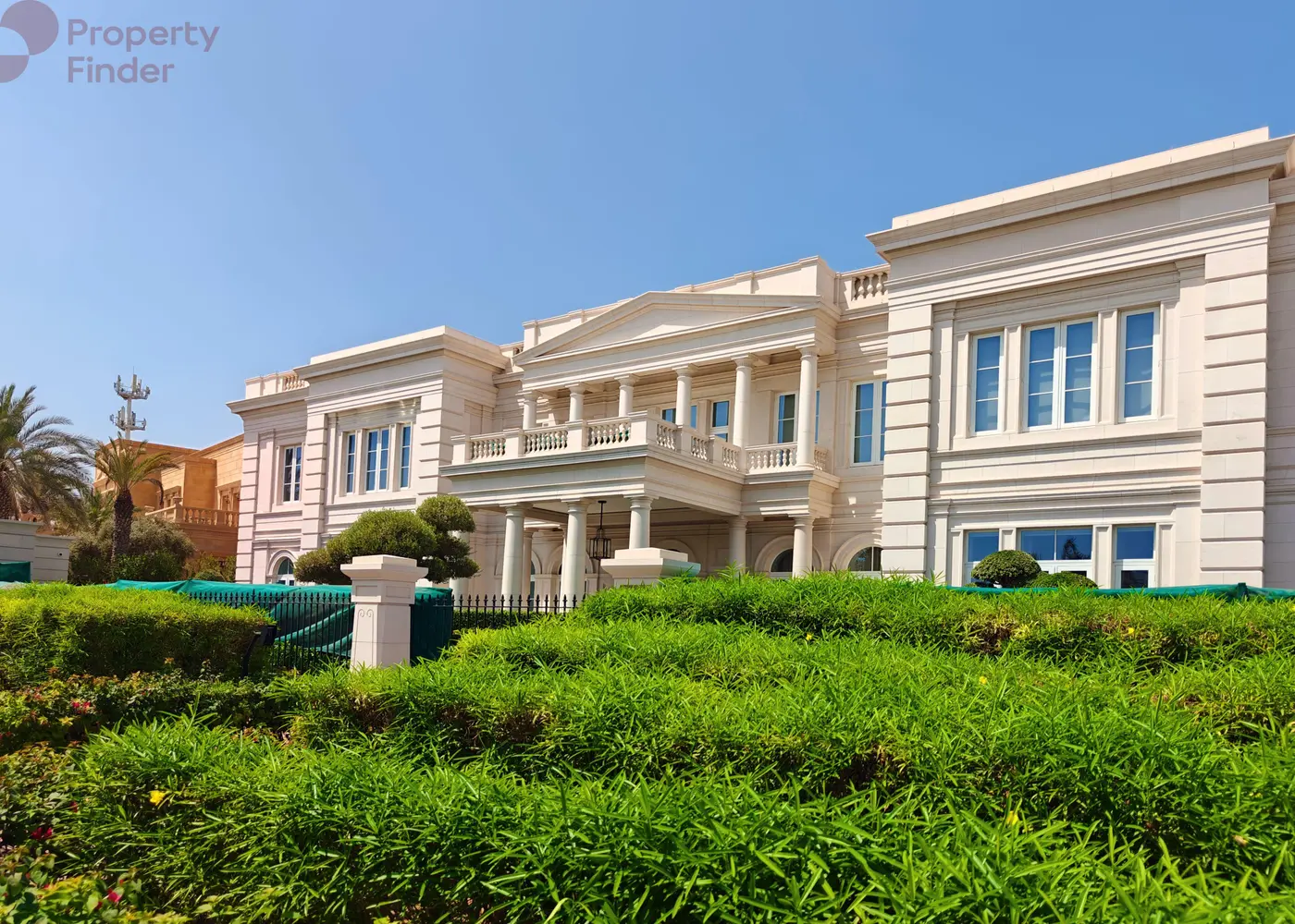 Image for Community Overview in Emirates Hills