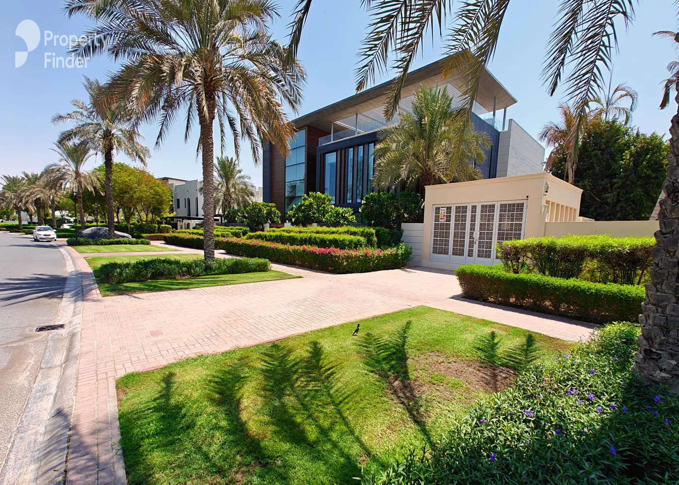 Image for Community Overview in Emirates Hills