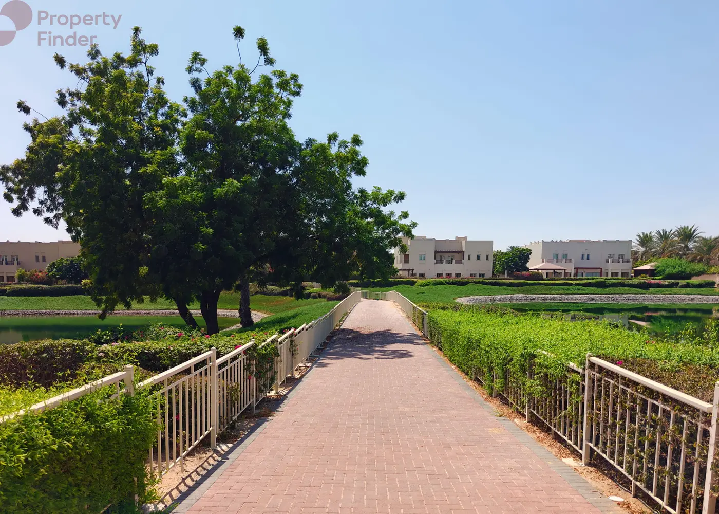 Image for Community Overview in Emirates Hills