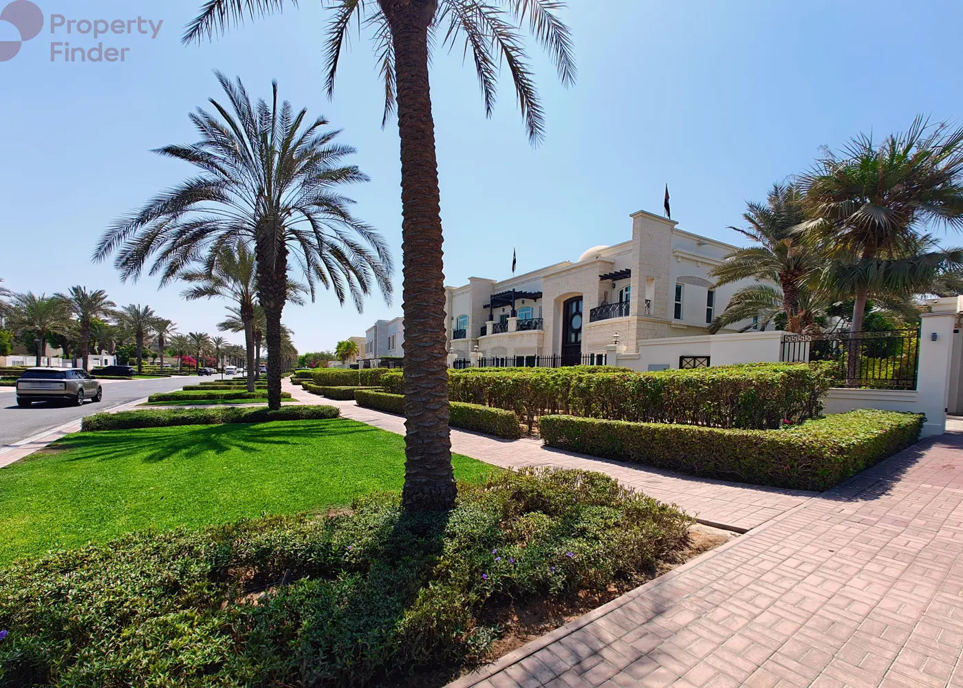 Image for Community Overview in Emirates Hills