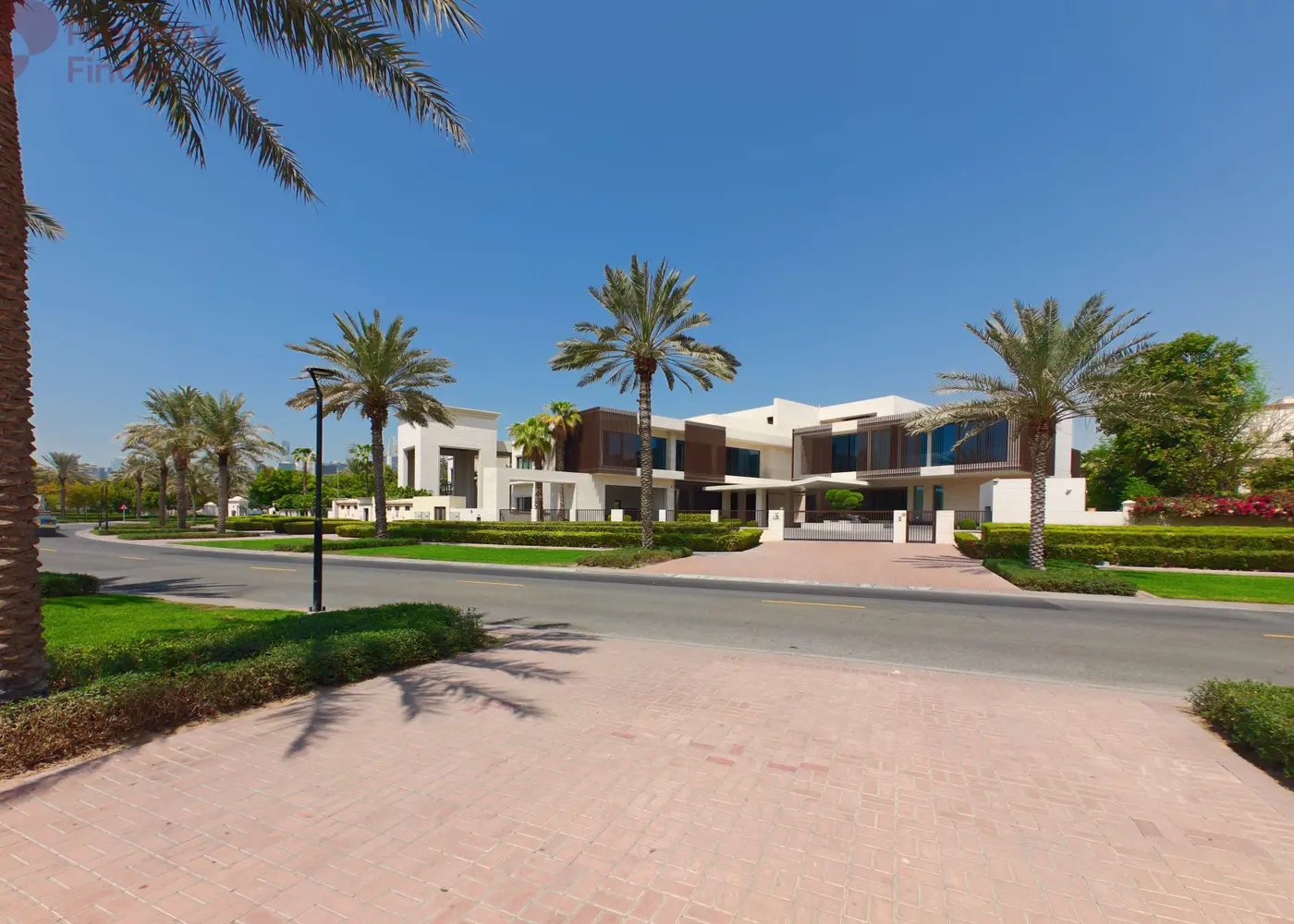 Image for Community Overview in Emirates Hills
