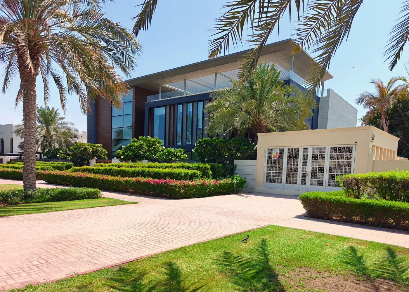Image for Community Overview in Emirates Hills