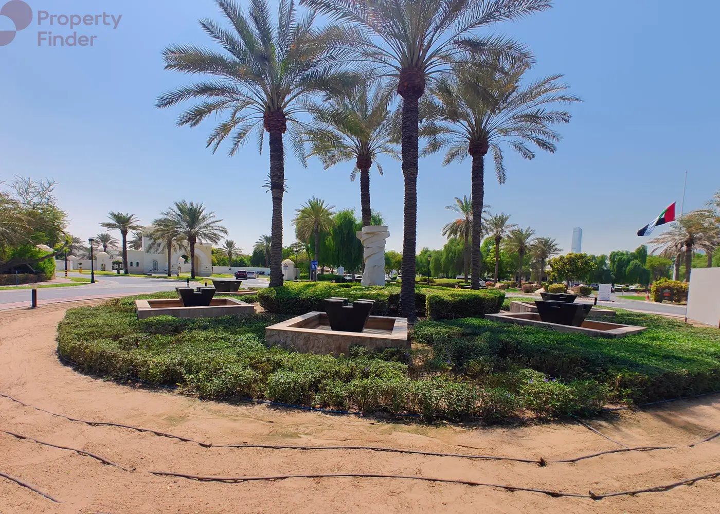 Image for Community Overview in Emirates Hills
