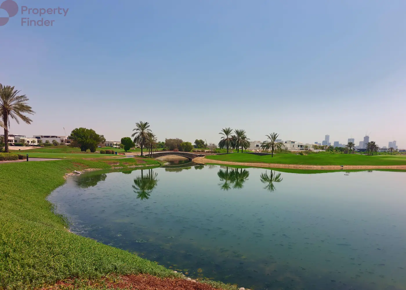Image for Community Overview in Emirates Hills
