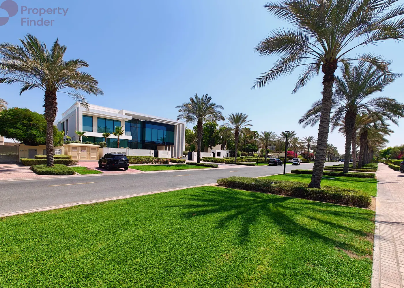 Image for Community Overview in Emirates Hills