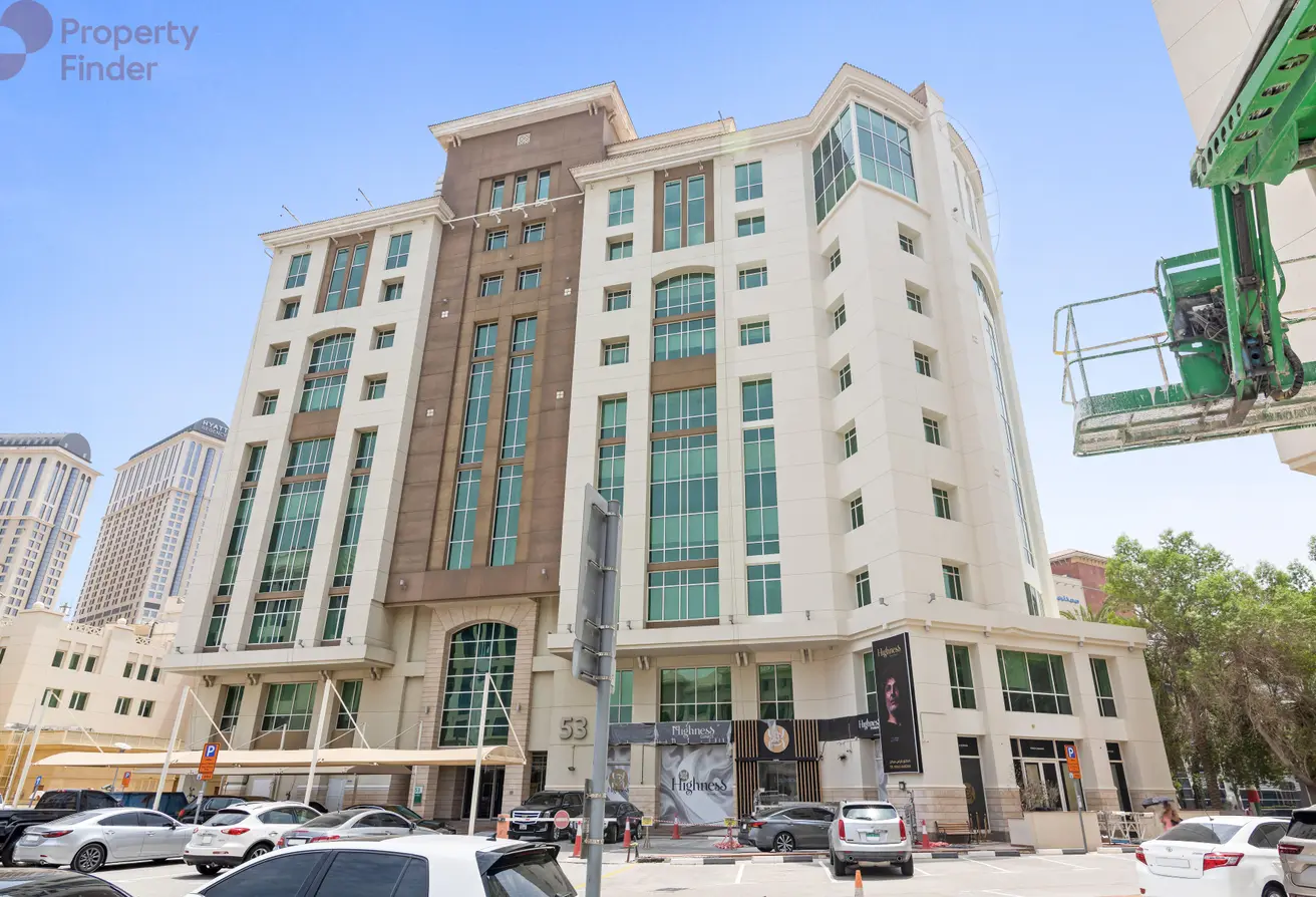 53 بناية