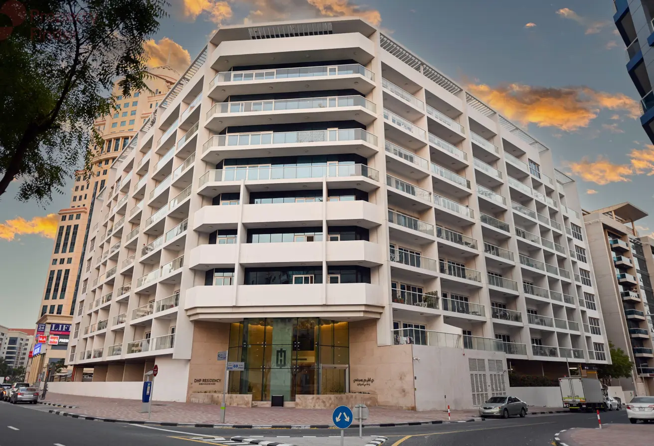 جي أر كيه ريزدنسي