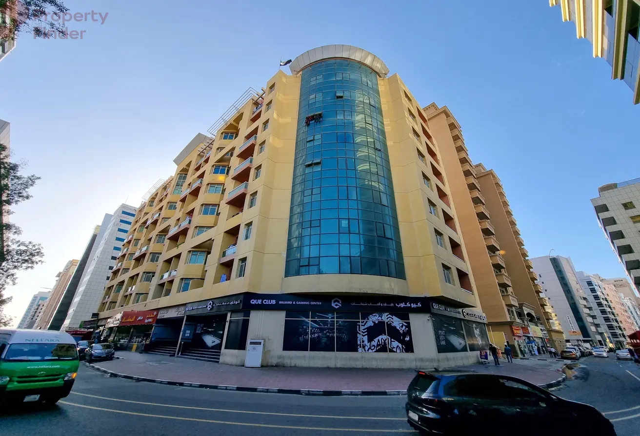 Emerald Barsha 2