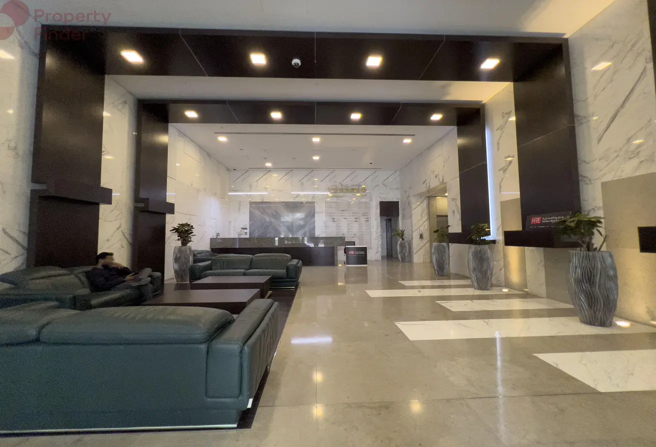 Bay Square Building 8