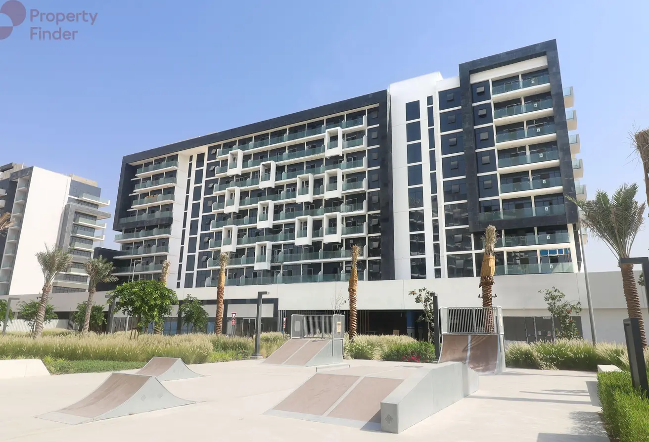 Azizi Riviera 3