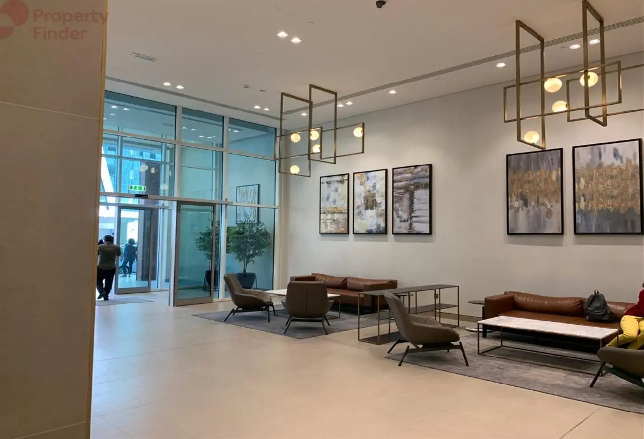 Bay Square Building 13