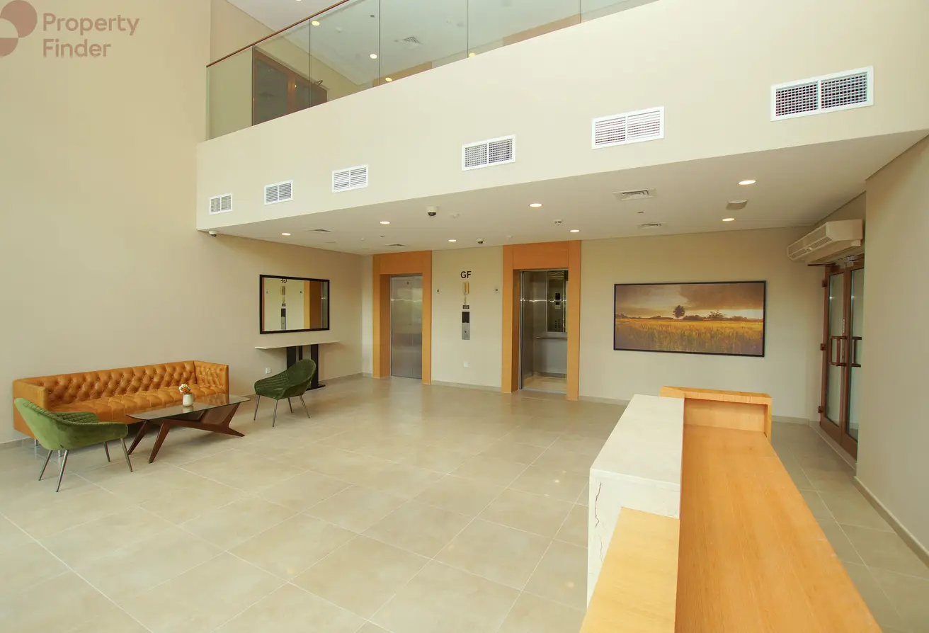 Zahra Breeze Apartments 3B